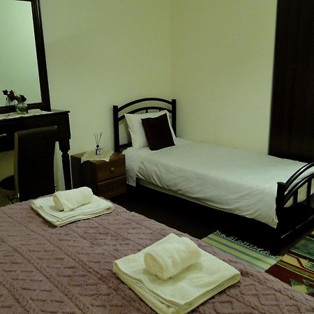 אום קאיס Gadara Rent Room חדר תמונה