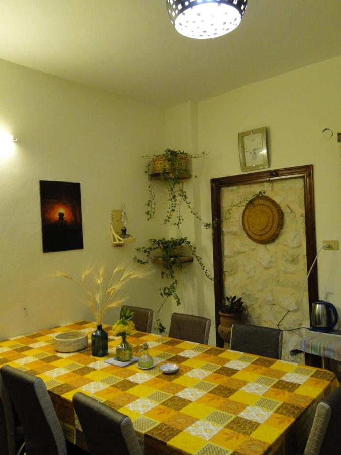 אום קאיס Gadara Rent Room מראה חיצוני תמונה